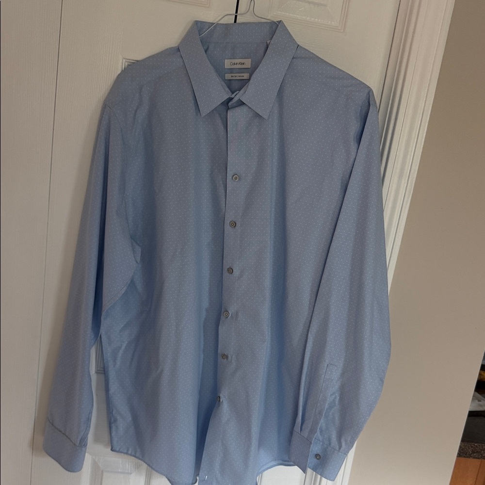 Calvin Klein Men's Light Blue Dress Shirt slim tall size 36/37